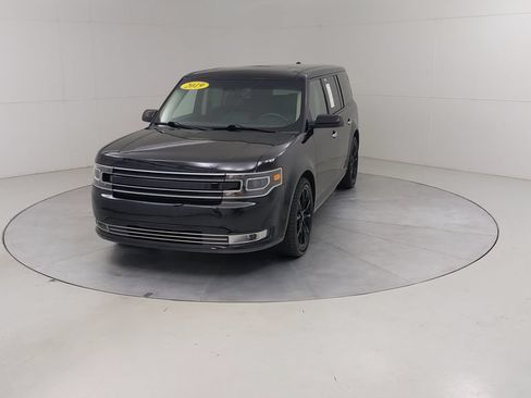 Used 2019 Ford Flex Limited w/ Limited Appearance Package AWD/4WD image 10