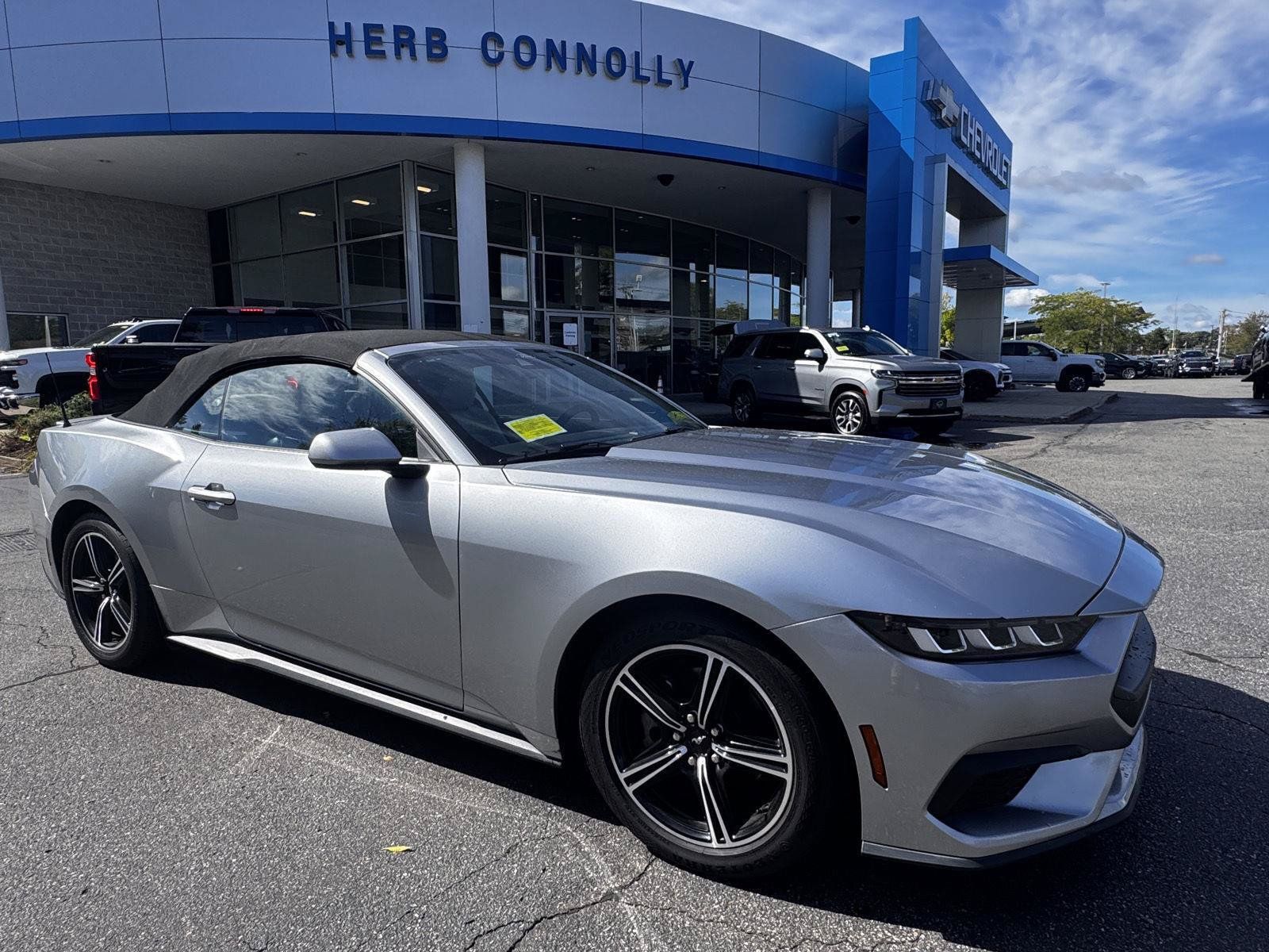 Used 2024 Ford Mustang Premium RWD image 1