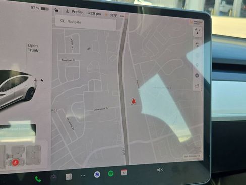 Used 2018 Tesla Model 3 Mid Range image 35