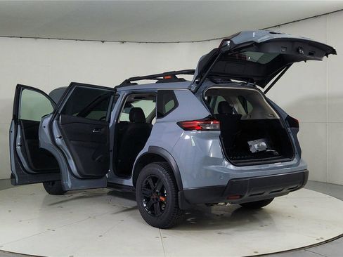 New 2026 Nissan Rogue SV image 11