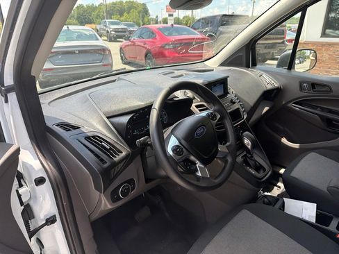Used 2023 Ford Transit Connect XL FWD image 4
