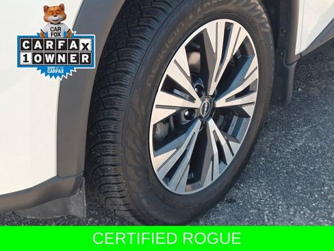 Used 2023 Nissan Rogue SV w/ SV Premium B Package image 7