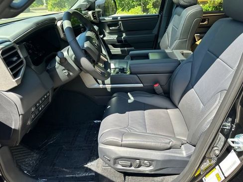 New 2026 Toyota Tundra Platinum AWD/4WD image 25