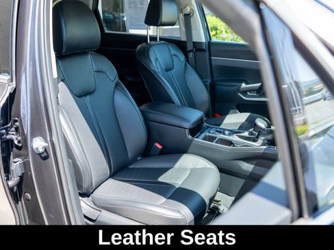 Certified 2026 Kia Sorento S AWD/4WD image 9