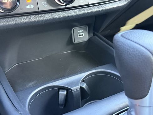 Used 2024 Honda HR-V LX image 24