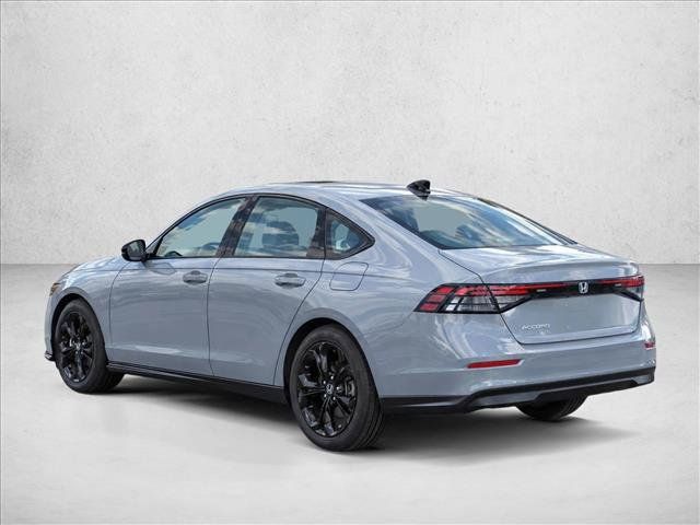 Used 2025 Honda Accord SE image 5