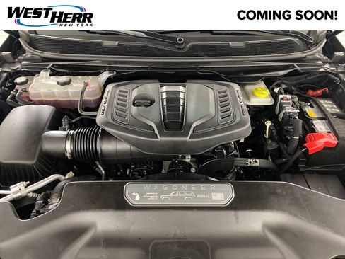 Used 2024 Jeep Wagoneer Series II AWD/4WD image 32