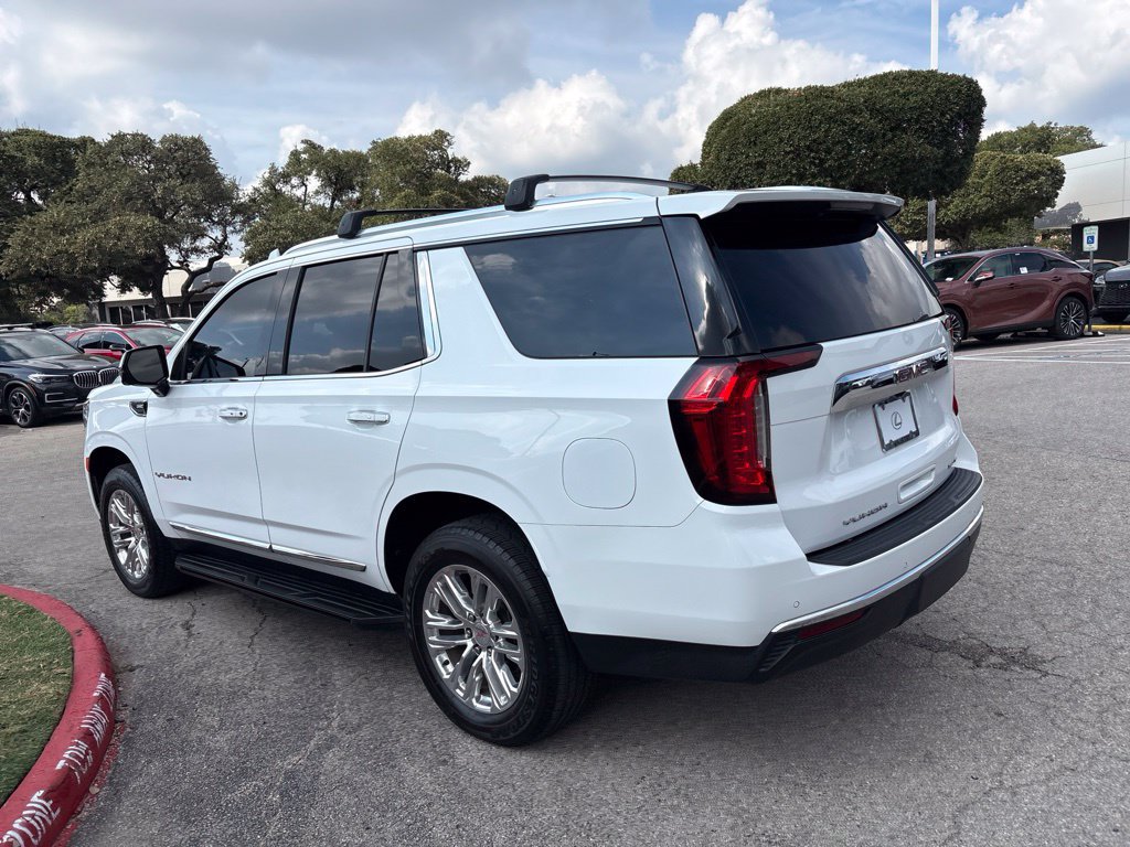 Used 2021 GMC Yukon SLT w/ SLT Premium Package RWD image 3