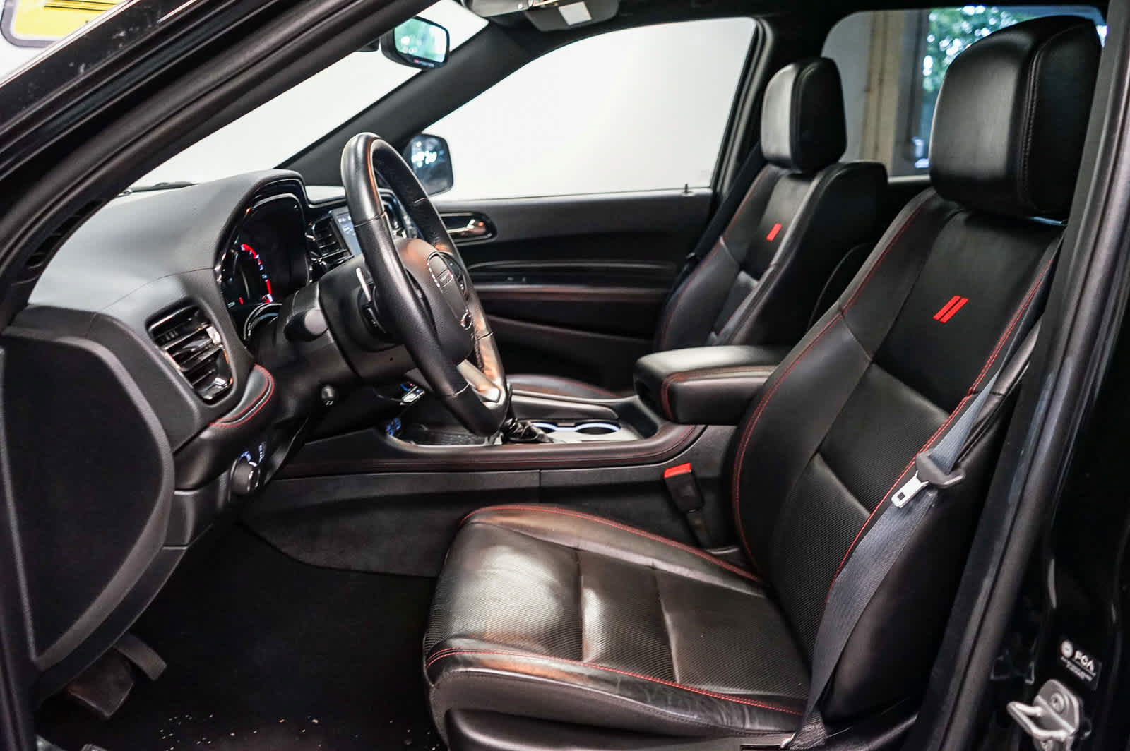 Used 2025 Dodge Durango GT AWD/4WD image 18