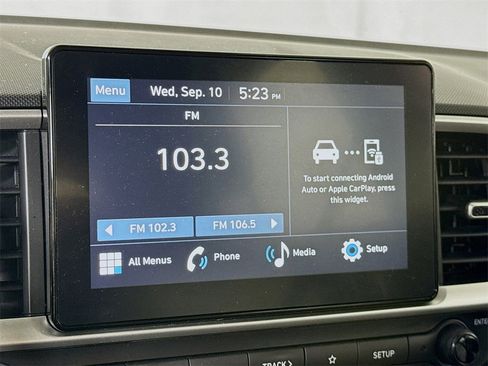 Used 2025 Hyundai Venue SEL image 6