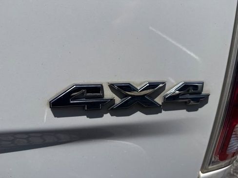 Used 2015 RAM 1500 Laramie w/ Convenience Group AWD/4WD image 12