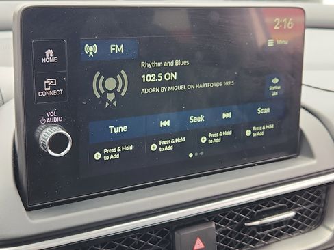 Used 2025 Acura ADX A-Spec image 17