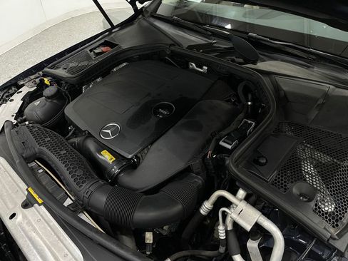 Used 2019 Mercedes-Benz C 300 4MATIC Sedan image 28