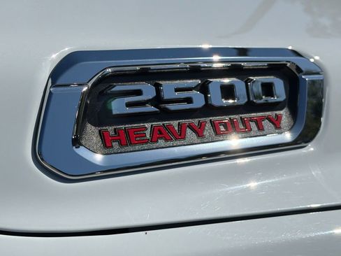 Used 2024 RAM 2500 Big Horn AWD/4WD image 11