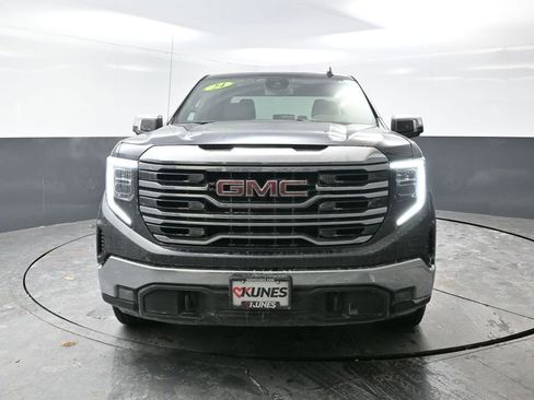 Used 2024 GMC Sierra 1500 SLT image 8