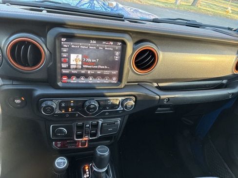 Certified 2023 Jeep Gladiator Mojave w/ Dual Top Group image 28