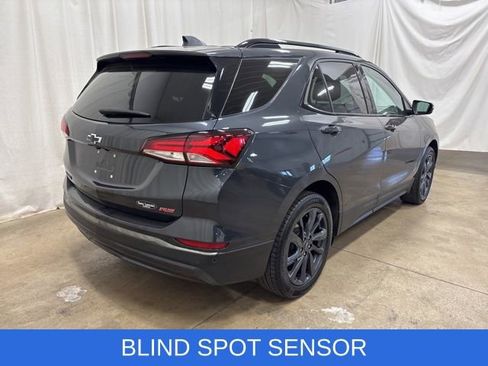 Used 2022 Chevrolet Equinox RS w/ RS Leather Package FWD image 4