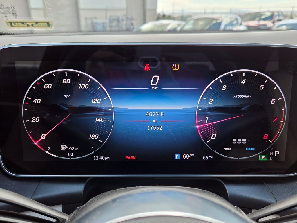 Used 2025 Mercedes-Benz GLC 300 image 27