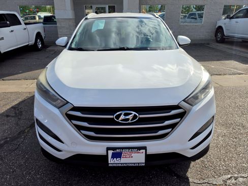 Used 2018 Hyundai Tucson SEL AWD/4WD image 2