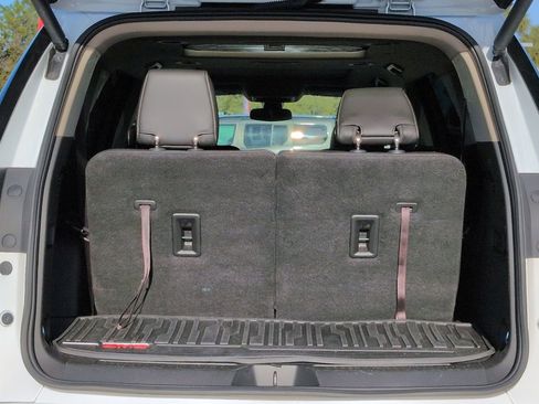 Used 2017 GMC Acadia Denali w/ Technology Package image 12