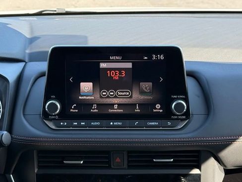 New 2026 Nissan Rogue SV image 26