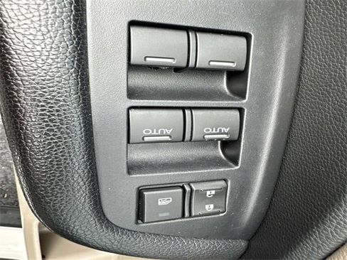 Used 2019 Honda Pilot Touring image 18