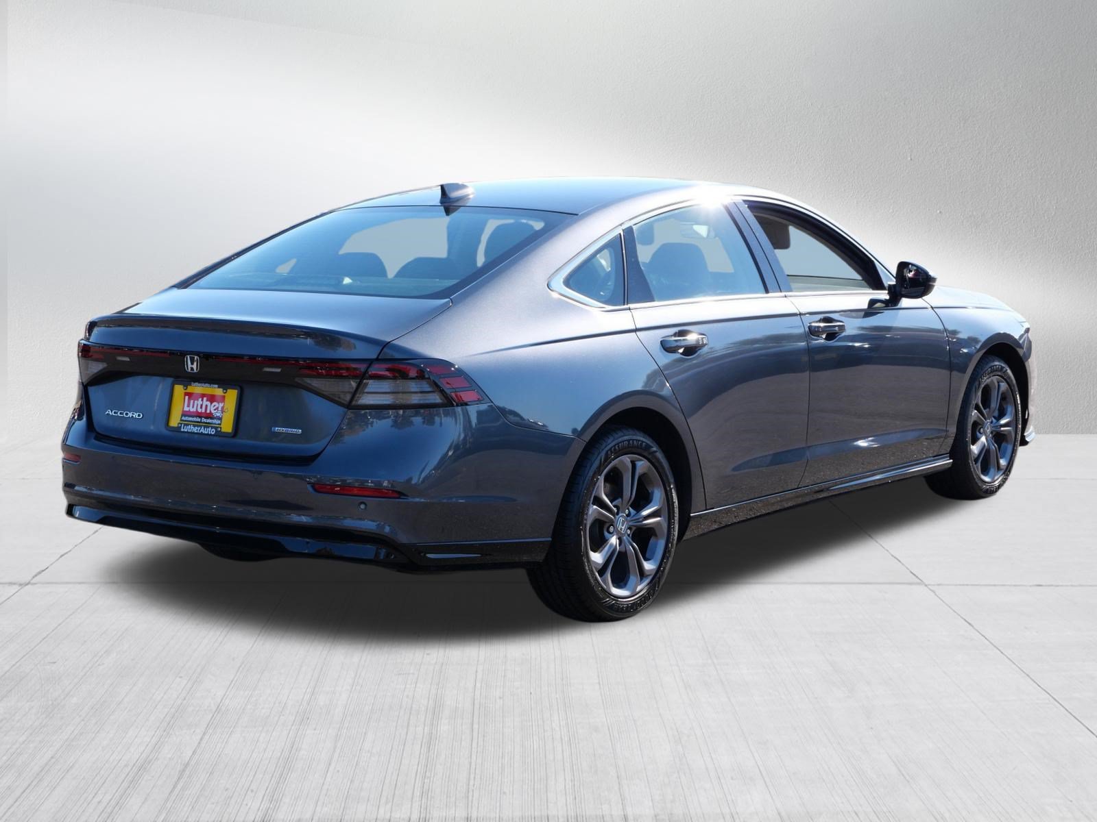 Used 2024 Honda Accord EX-L image 7
