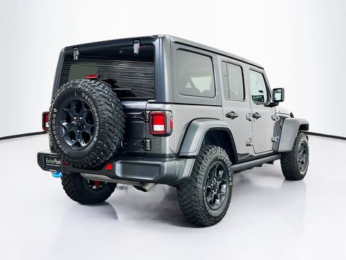 Used 2023 Jeep Wrangler Unlimited w/ Cold Weather Group AWD/4WD image 9