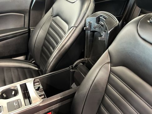 Used 2024 Ford Edge SEL w/ Convenience Package image 16