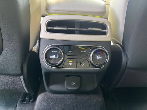 Used 2024 Genesis Electrified GV70 AWD/4WD image 19