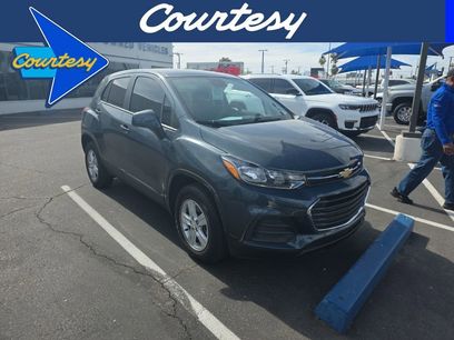 Used 2022 Chevrolet Trax LS w/ Tint and Cruise Package