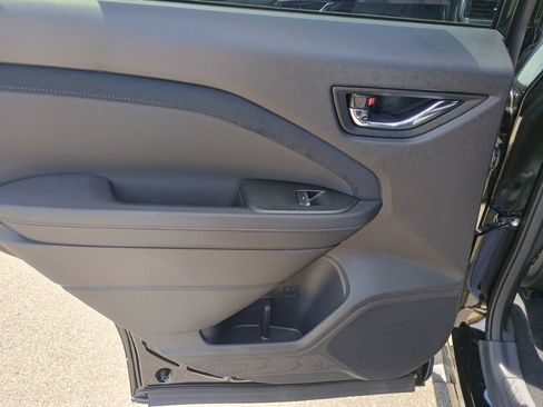 New 2026 Subaru Forester Premium AWD/4WD image 15