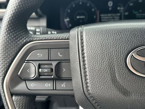 Used 2024 Toyota Tacoma TRD Sport RWD image 11