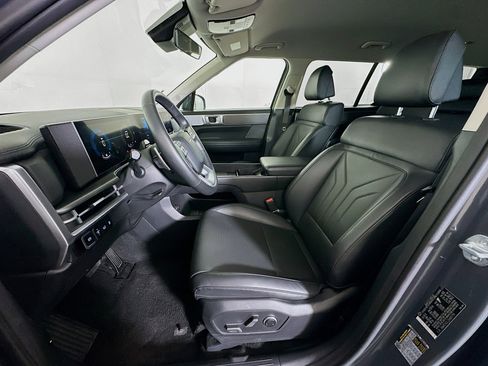 Used 2025 Hyundai Santa Fe SEL image 13