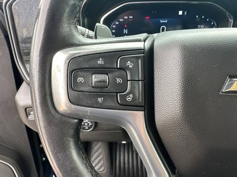 Used 2022 Chevrolet Silverado 1500 LTZ w/ Technology Package AWD/4WD image 11