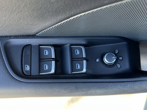 Used 2016 Audi A3 2.0T Premium image 15