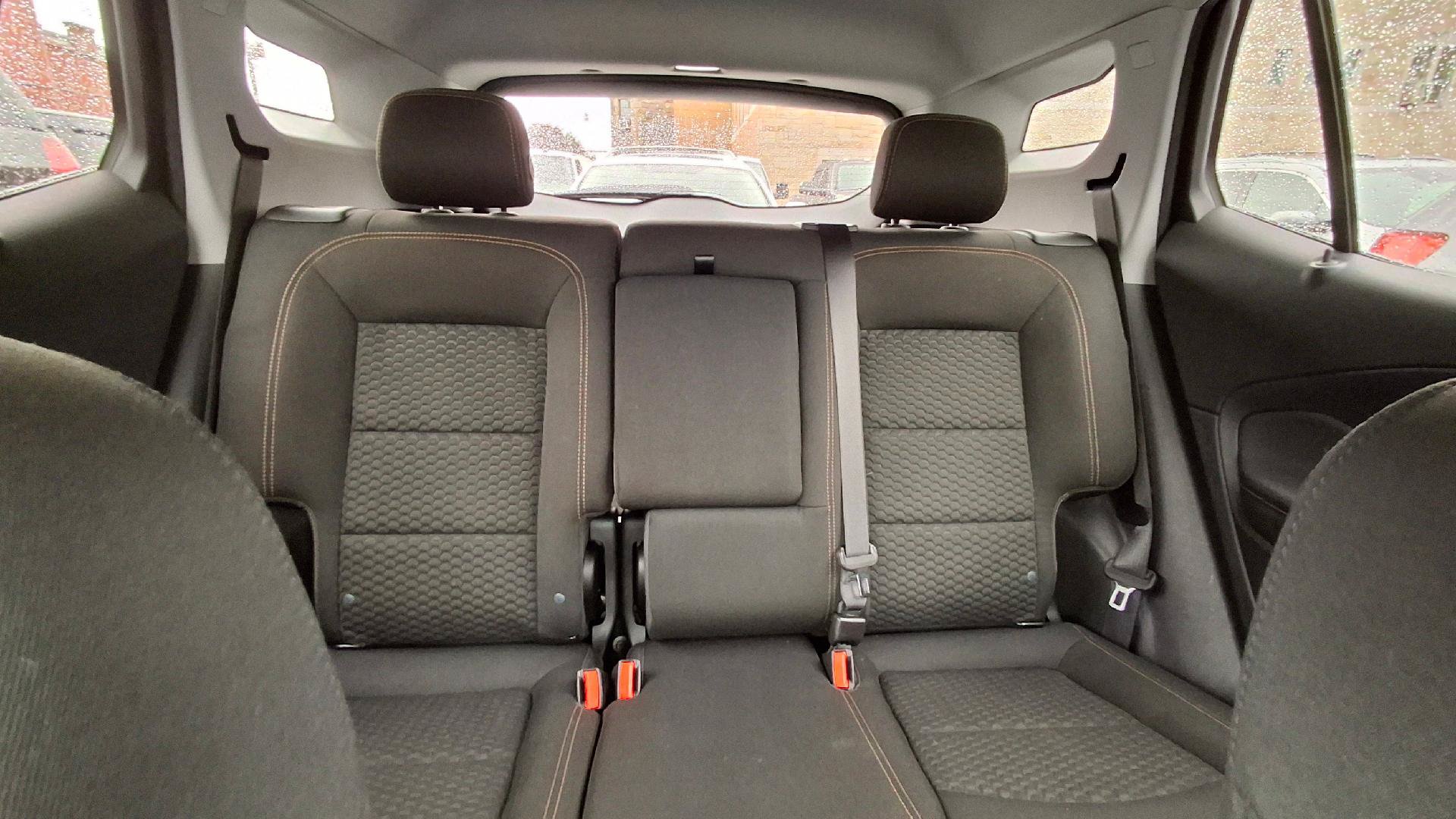 Used 2020 GMC Terrain SLE w/ Driver Convenience Package AWD/4WD image 12