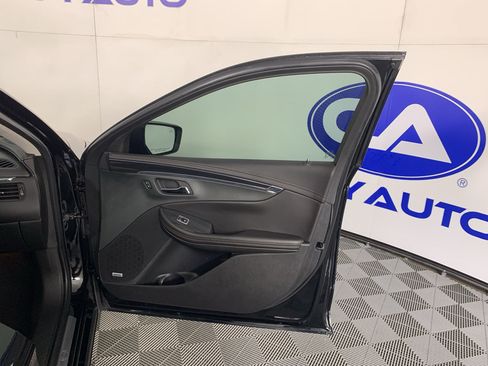 Used 2018 Chevrolet Impala Premier FWD image 38