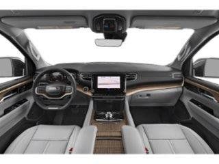 Used 2025 Jeep Wagoneer L Series II AWD/4WD image 3
