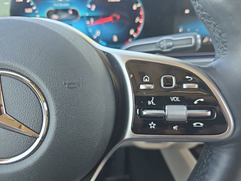 Used 2023 Mercedes-Benz GLE 350 4MATIC image 18