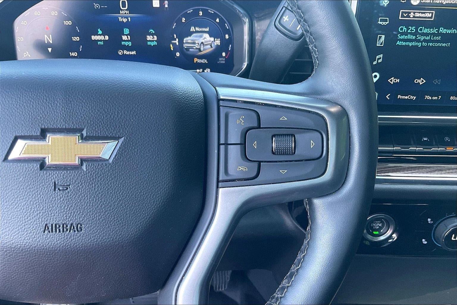Used 2023 Chevrolet Silverado 1500 LT AWD/4WD image 20