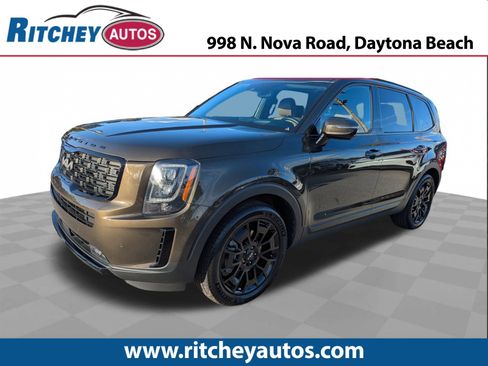 Used 2022 Kia Telluride SX w/ SX Prestige Package image 1