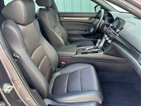 Used 2020 Honda Accord Sport image 36