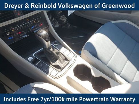 New 2025 Volkswagen Jetta SE image 33