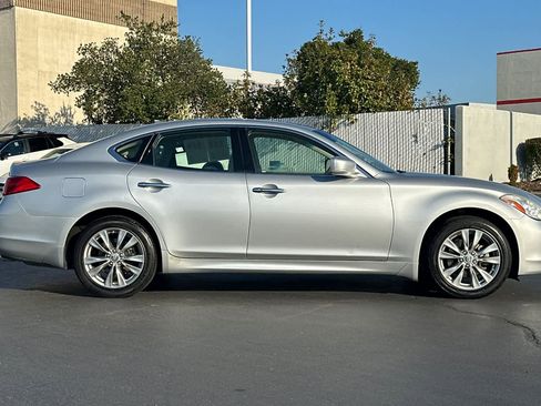 Used 2012 INFINITI M37 w/ Premium Pkg image 6