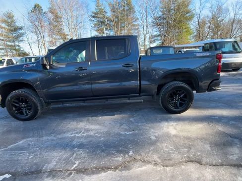 Used 2021 Chevrolet Silverado 1500 LT Trail Boss w/ Convenience Package II image 9