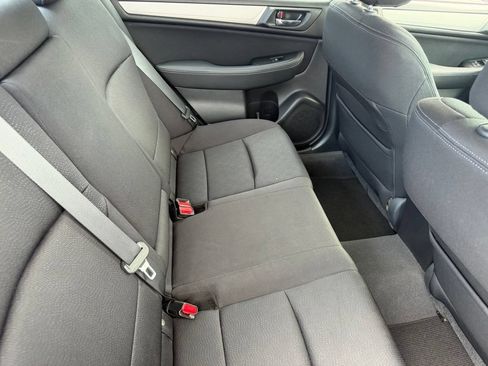 Used 2016 Subaru Legacy 2.5i Premium AWD/4WD image 16