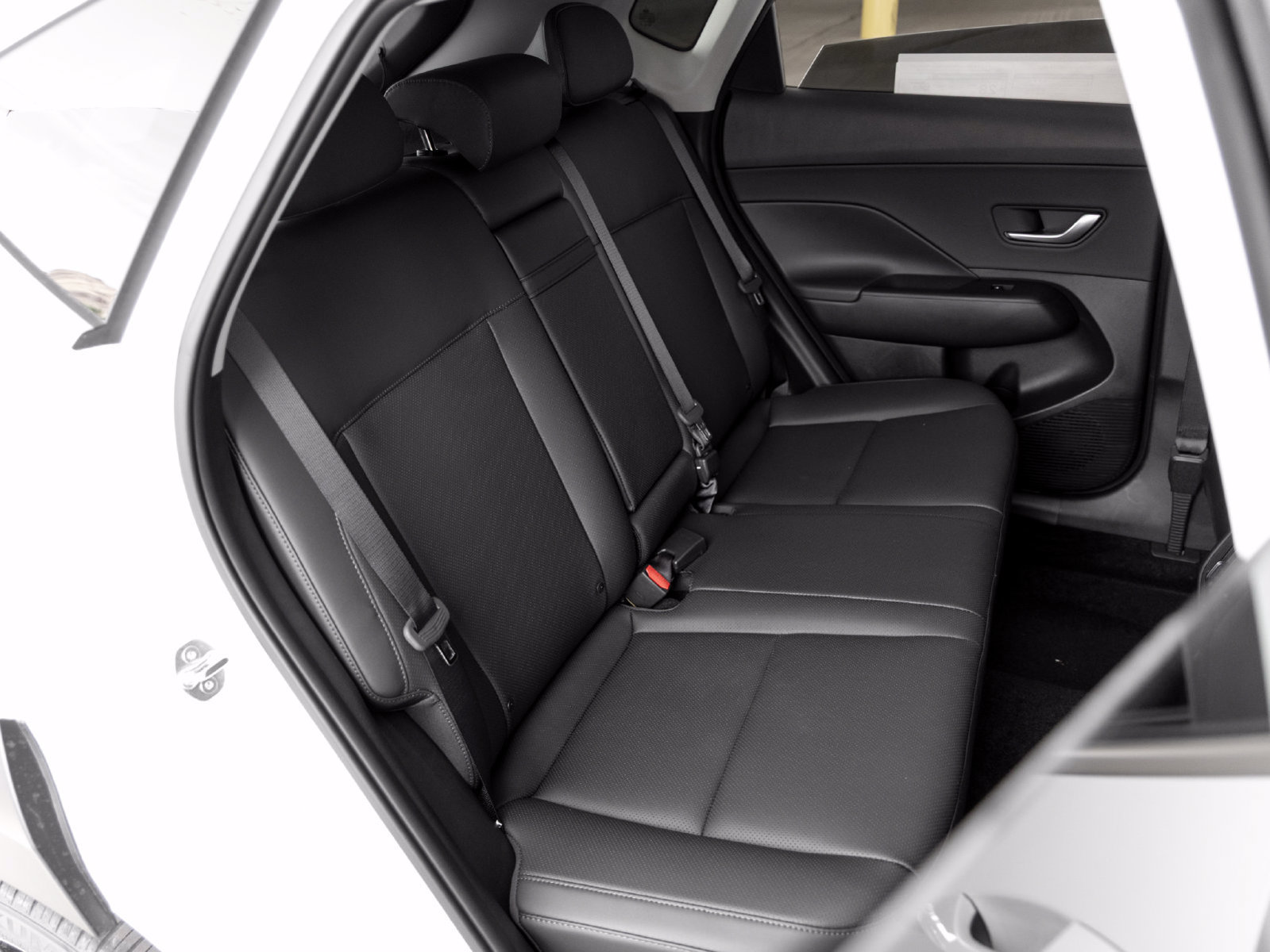 New 2026 Hyundai Kona Limited FWD image 23