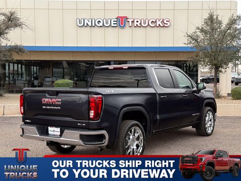 Used 2024 GMC Sierra 1500 SLE image 5