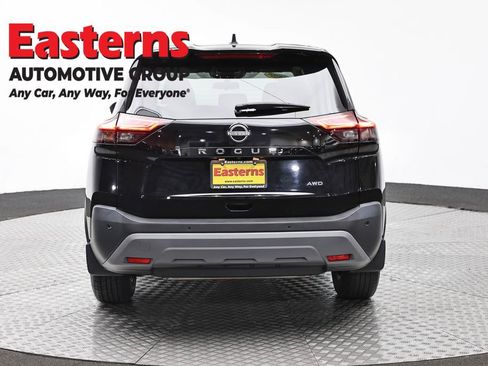 Used 2023 Nissan Rogue S AWD/4WD image 6